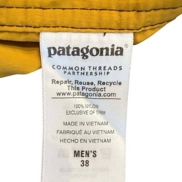 Patagonia Men’s Wavefarer yellow board short, Swim, Size 38 - Picture 6 of 7